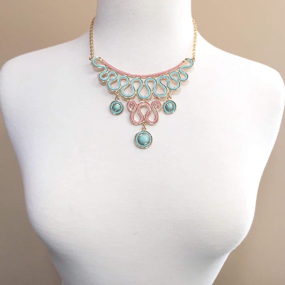 Pink & Mint Green Bib Necklace Earrings Set - Picture 2 of 3